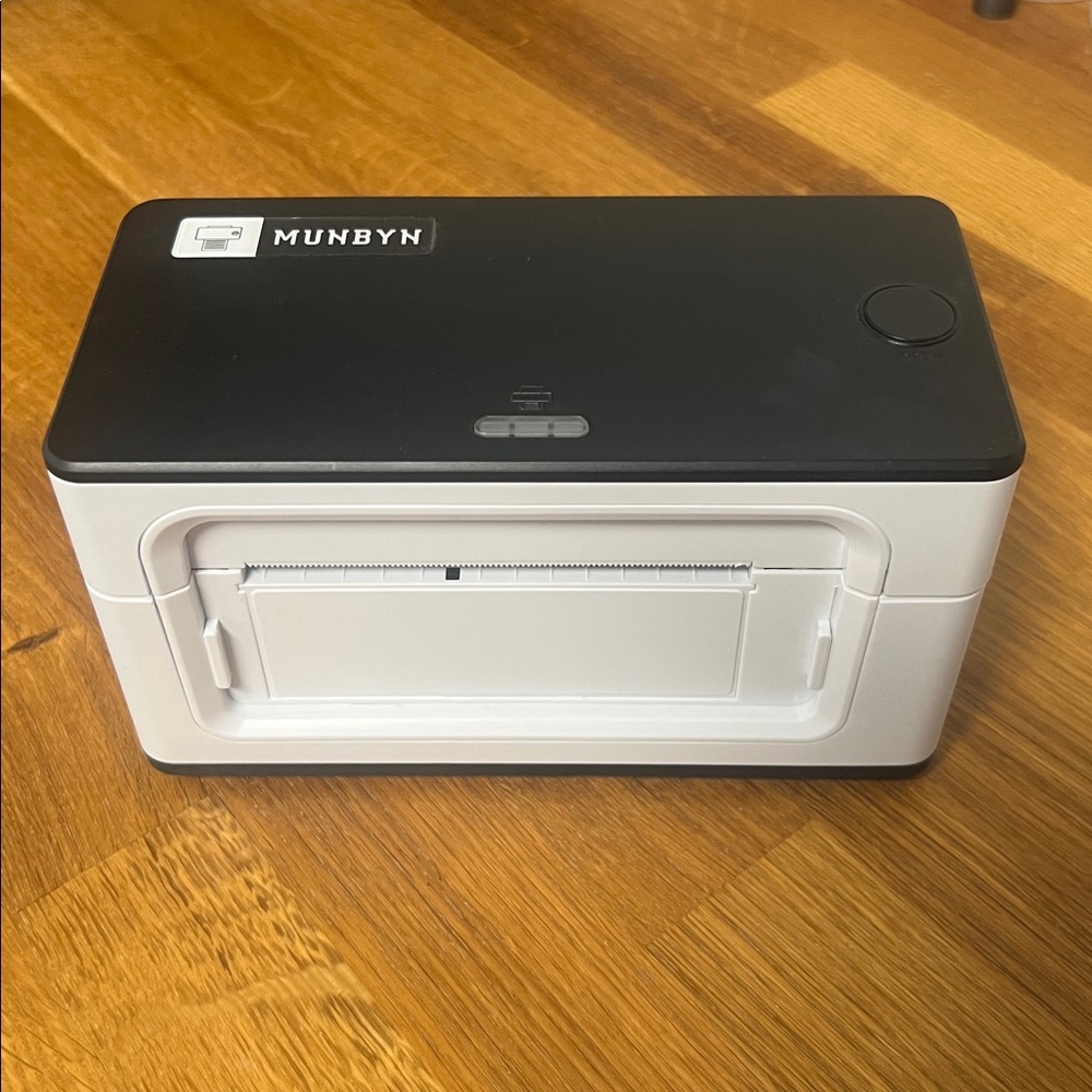 MUNBYN Black and White Label Printer